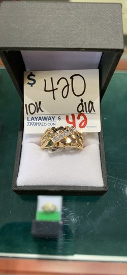 10k Diamond Nugget Ring
