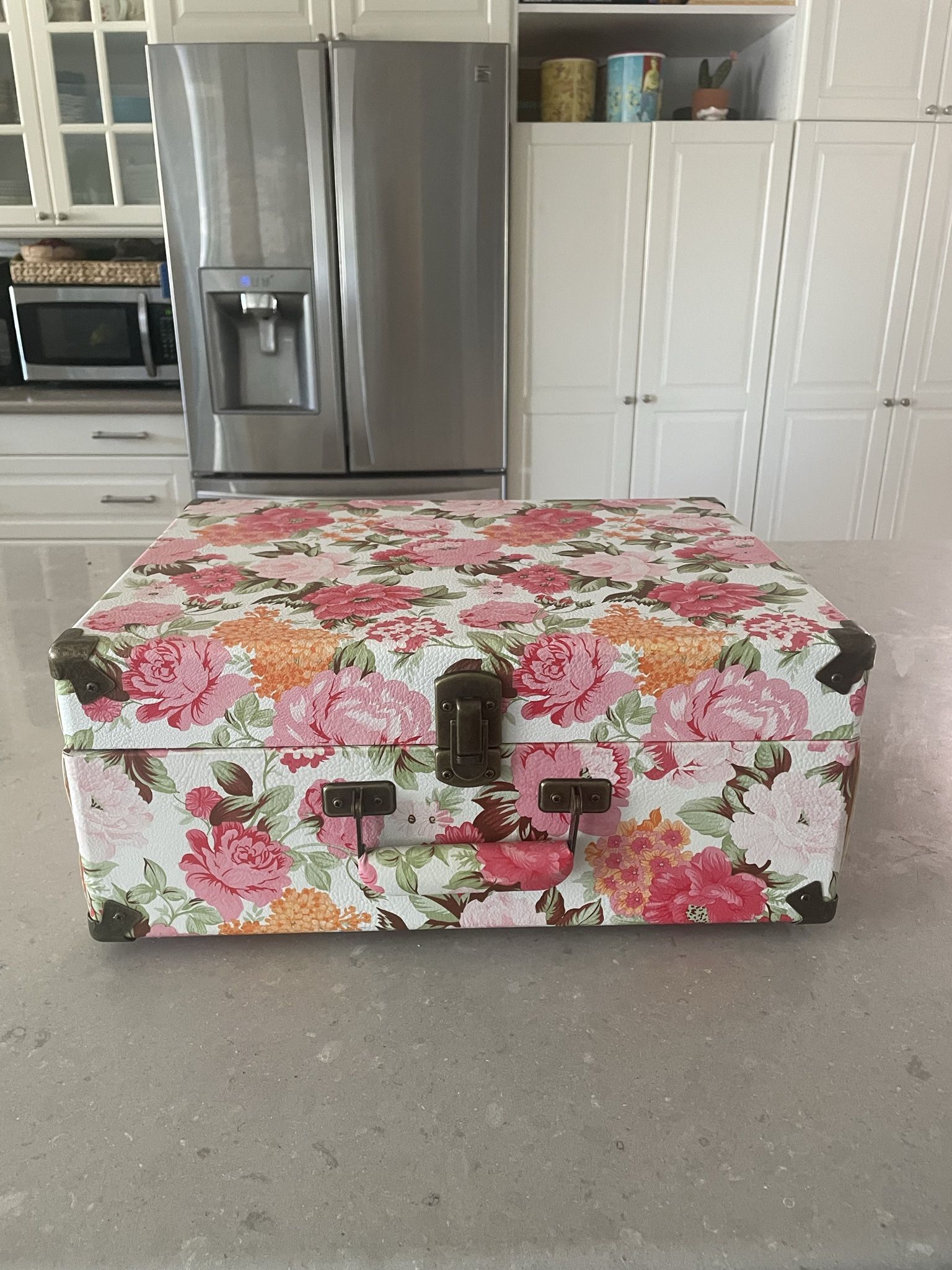 Vintage Record Player 