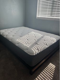 Size Beautyrest Mattress + Platform Bed Frame