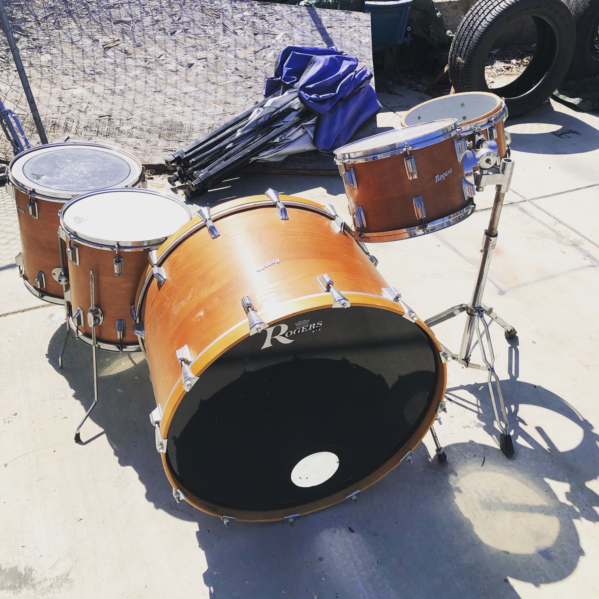 Rogers powertone drumset