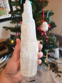 Large selenite tower