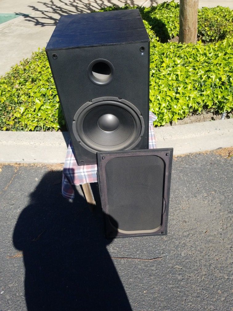 JBL SUB WOOFER 1200 WATT