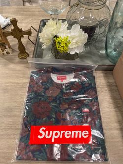 Supreme Small Box Digi Floral Size S