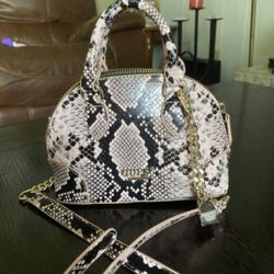 GUESS Mini Purse