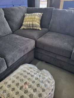 👋NEW Discounted Sectionals👋🏾