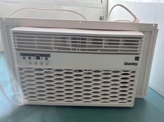 Window air conditioner