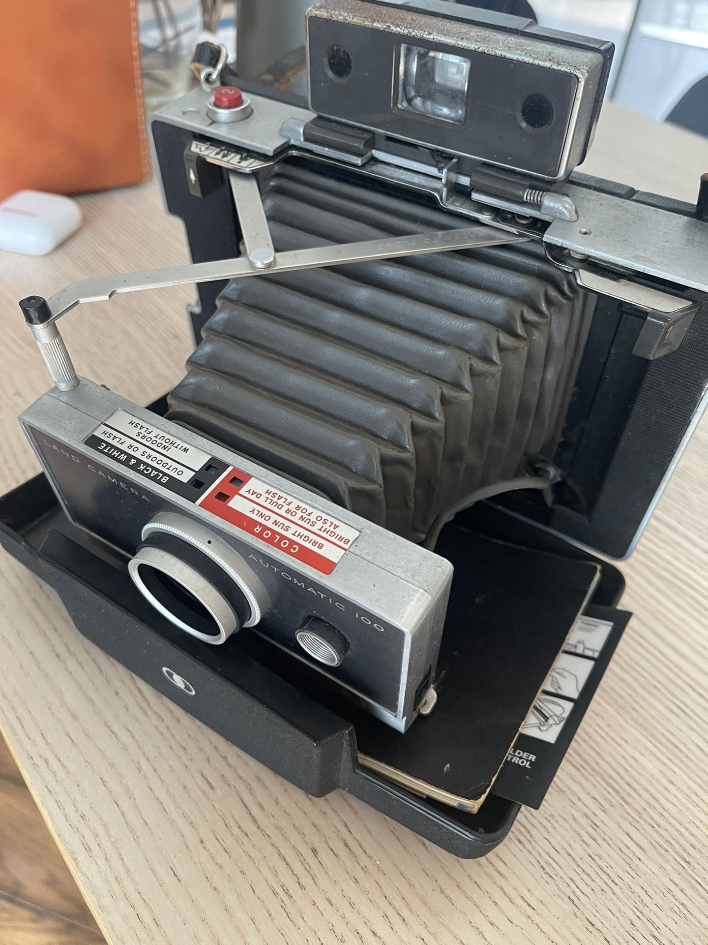 Super Cool Vintage Polaroid Camera