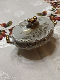 Beautiful Collectible Small Bowl With Lid