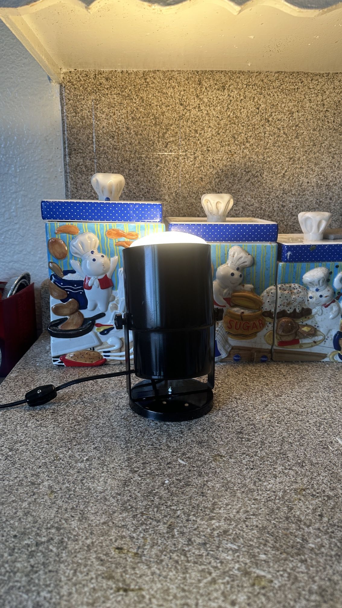 Vintage 1980”s Black Enamel Spot Light Accent Lamp Swiveling Wall /Desk Table lED
