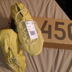 Yeezy 450 Sulfur White Size 10 1/2