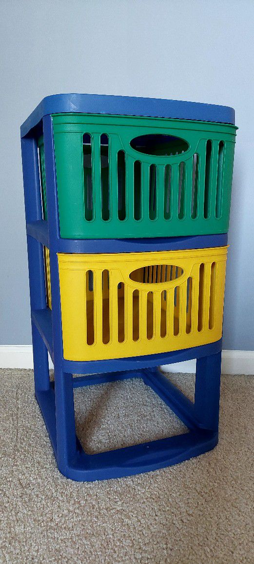 COLORFUL STORAGE UNIT W/PULLOUT DRAWERS!