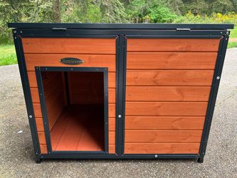 Retriever Heavy Duty Dog House