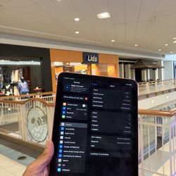iPad 11th Gen 256gb 