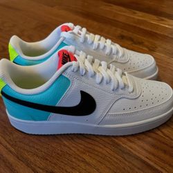 Nike Women's Shoe Size 7