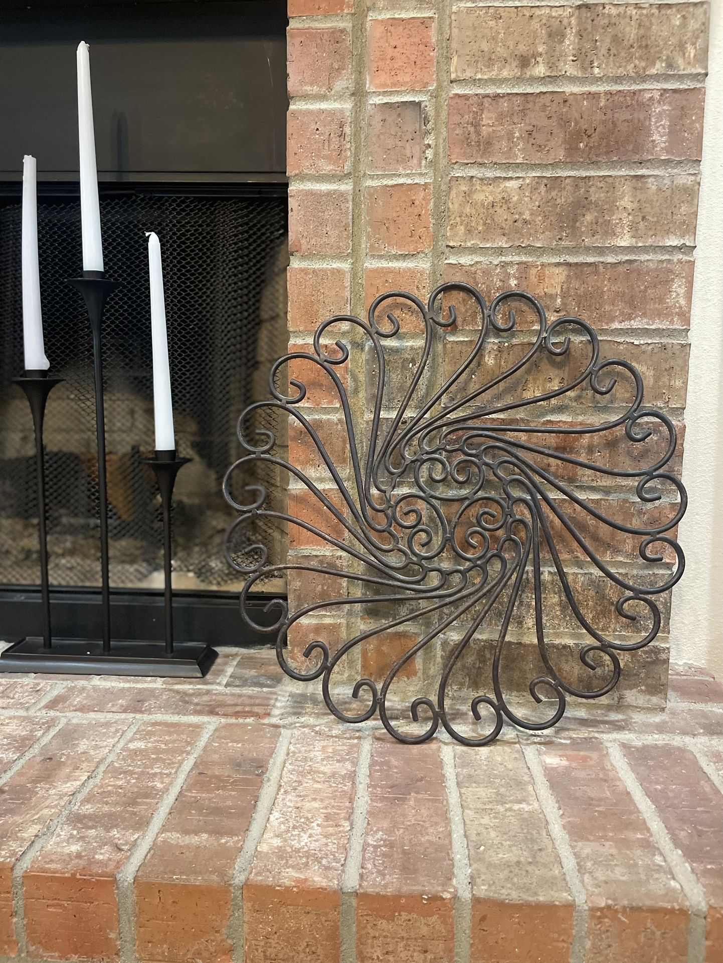Wrought Iron Swirl Circle Wall Decor