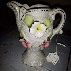 Very Cute Collectible Vintage 