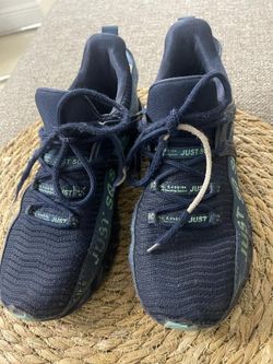 New Trendy Lightweight Breathable Running Shoes Blade Tyle Shoes Walking Sneaker Size 3.5