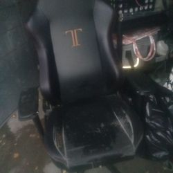 Titan Gaming Chair