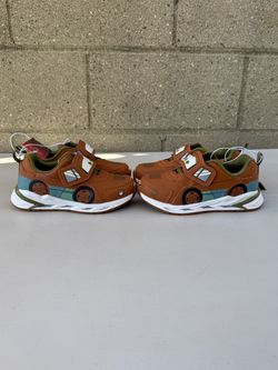 Disney pixar cars tow mater toddler shoes size 11c and 12c