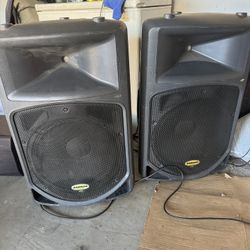 Speakers 