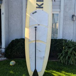 10 foot 6 inch paddle board with paddle