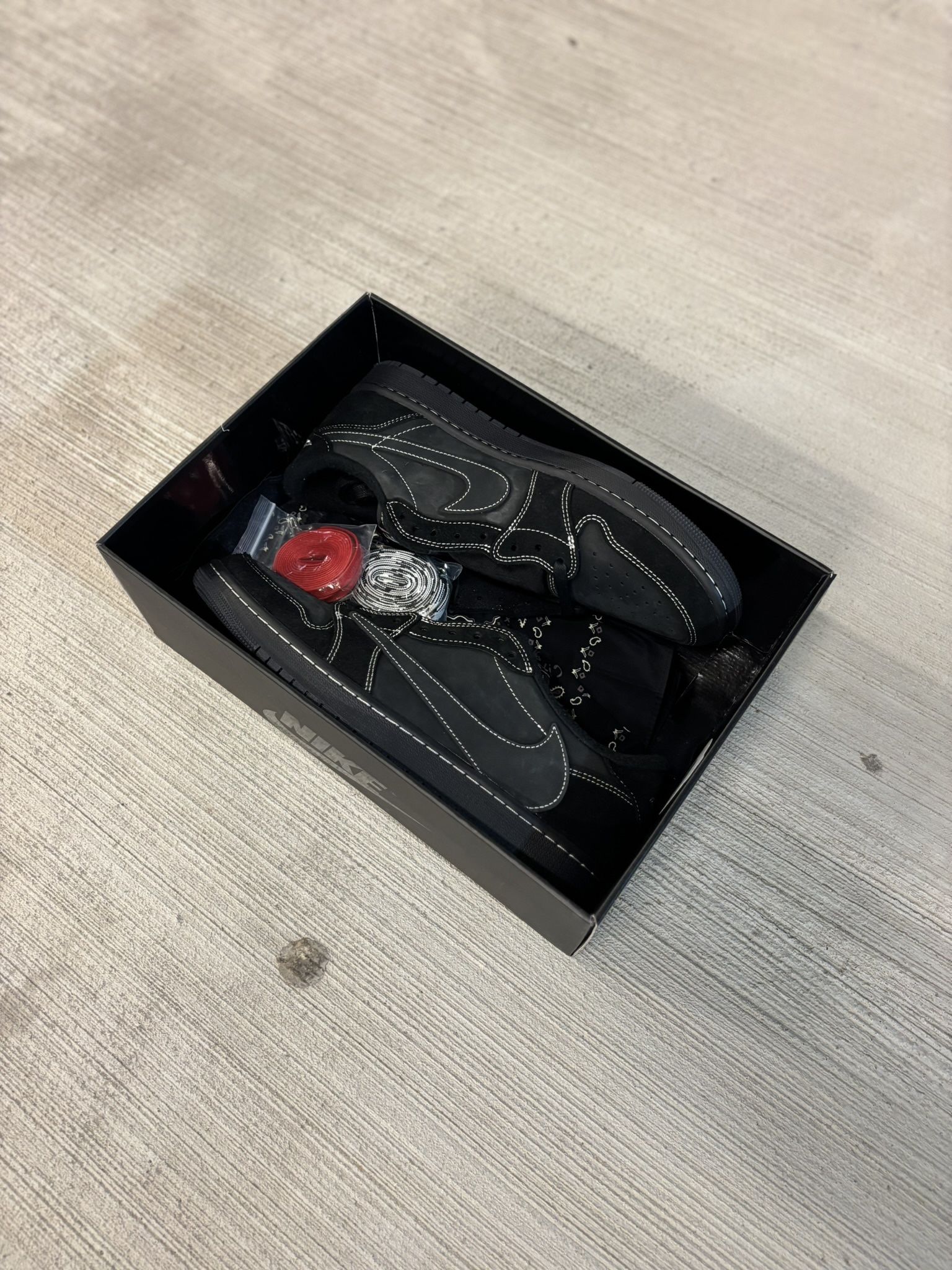 Jordan 1 Retro Low OG SP Travis Scott Black Phantom SZ 11