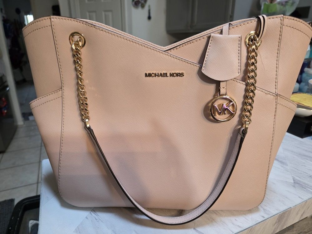 Michael Kors Tote