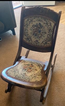 Antique folding rocking chair