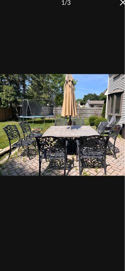 Patio Furniture- Dining Table & Chairs