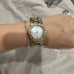 Avon Watch 