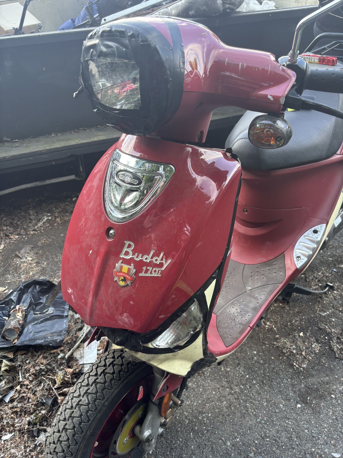 2013 Genuine Buddy i170 For Parts