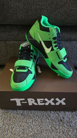 DS Travis Scott Green Spark size 6