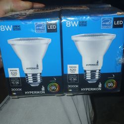 New 4 Pack Of Hyperikon PAR20 LED Bulbs!