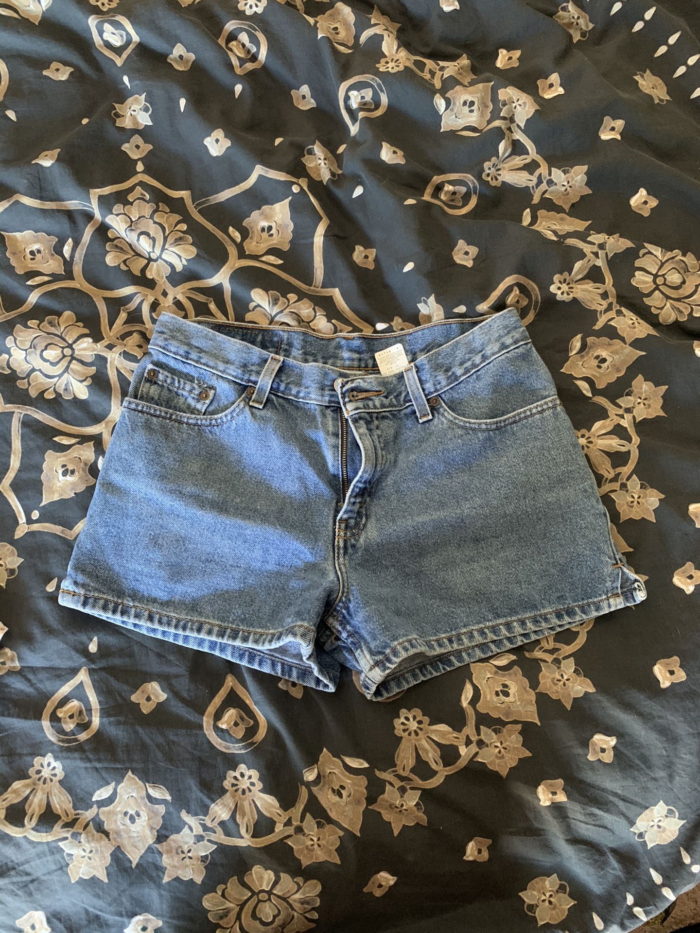 Vintage High Waisted Levi’s Denim Shorts