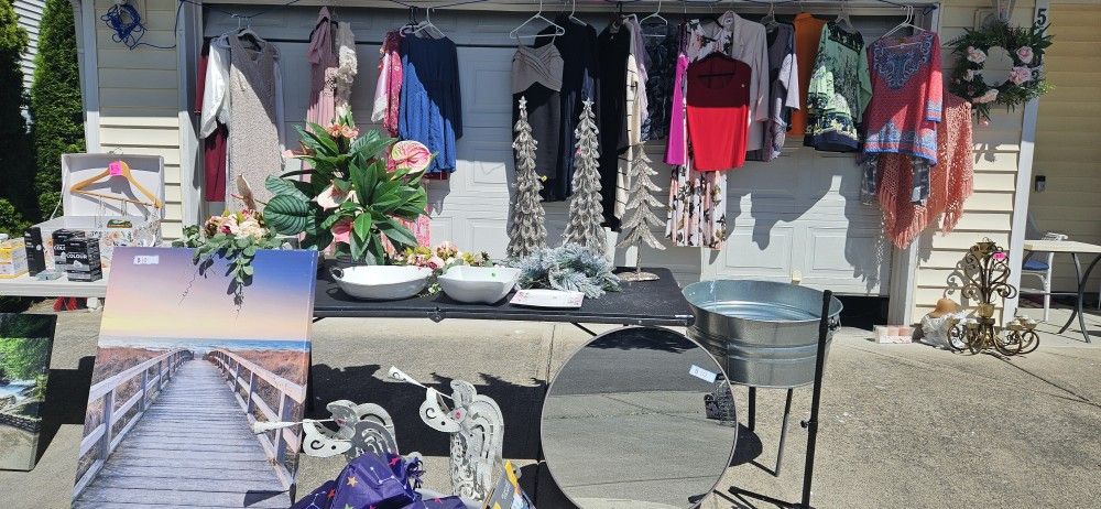GARAGE SALE