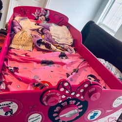 Minnie Mouse Kids Bed