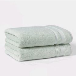 2pc Performance Value Bath Towel Set Green.  THRESHOLD
