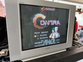 Sony Trinatron 27" Color TV Silver Crt 