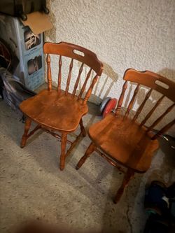 2 Classic chairs