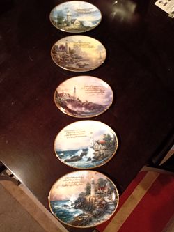 Thomas Kinkade Guiding Lights plates