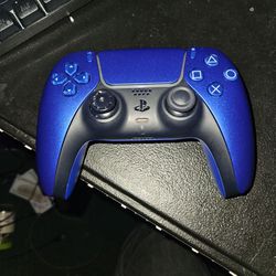A Blue Ps5 Controller 