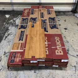 200 sq. ft. Bruce Butterscotch Solid Oak Hardwood Flooring