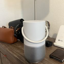 Bose Speaker 🔈 Good Condition 