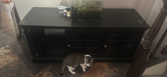 Tv stand