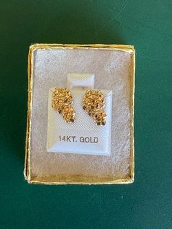 14KT Gold Nugget Stud Earrings