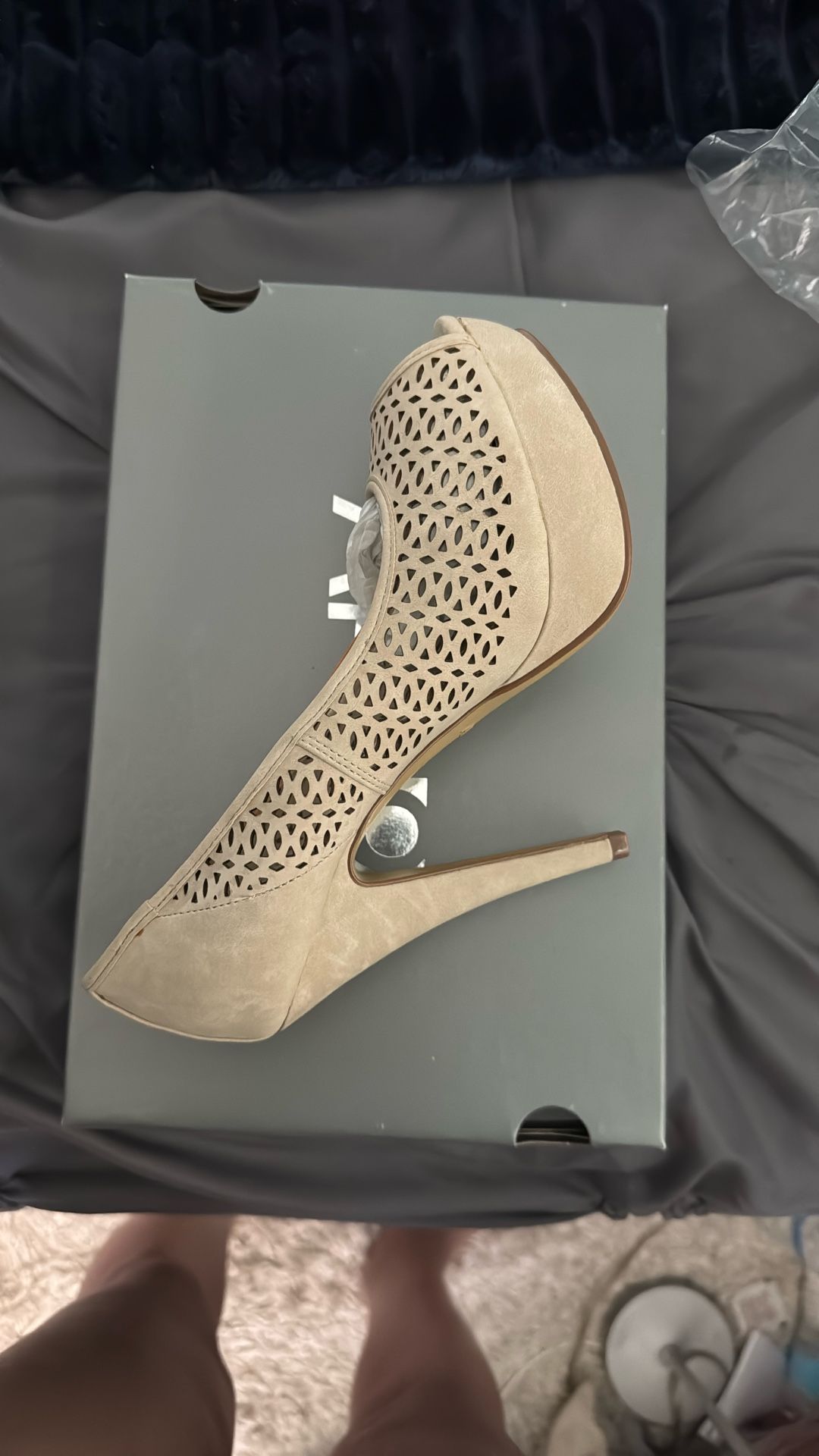 AP Cream Platform Heels
