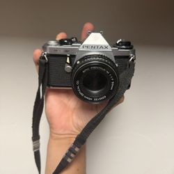 Pentax K1000 35mm SLR Camera with 50mm f/2 SMC Len
