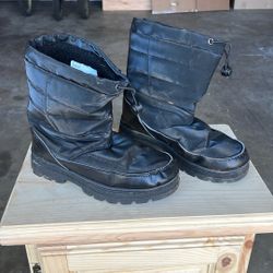 Kids Snow Boots Size 4