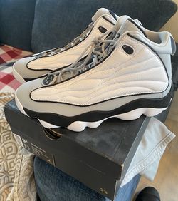 Jordon Pro Strong Basketball Shoes 