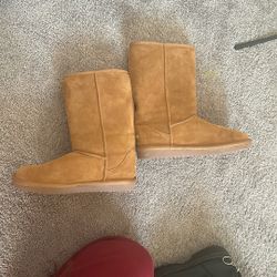 Uggs Boot Size 5